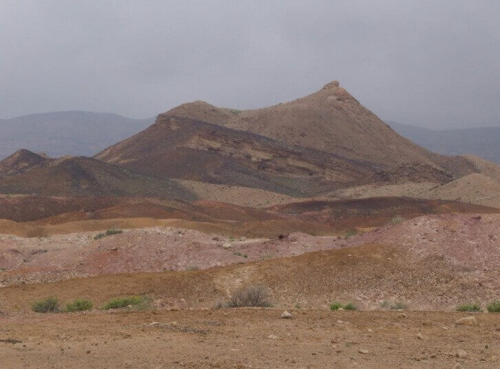 פסגת סנפיר במכתש הגדול