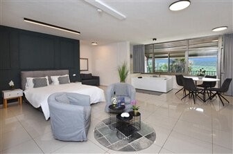 סוויטות אדם וחוה סוויטות אדם וחוה