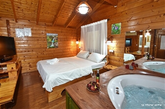 בקתות בפרדס הרמן בקתות בפרדס הרמן