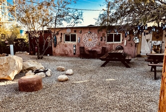 נקודת חן בעזוז