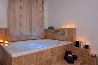 עדי סוויטות ביער יתיר