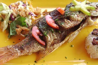 קולוני בר מסעדה