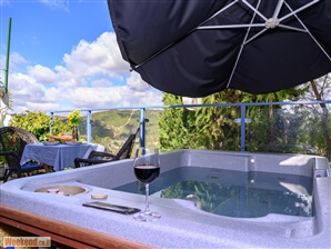 עין כרם נוף על הואדי