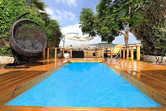 אורבן כפר ורדים