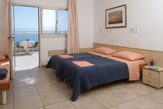 אכסניית אנ"א עין גדי אכסניית אנ"א עין גדי