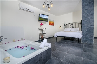 אירוח רודף שלום