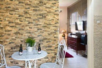 אירוח כפרי – כפר גליקסון אירוח כפרי – כפר גליקסון