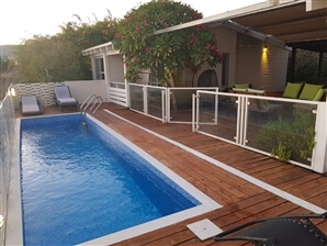 בקתות רנה - Renee