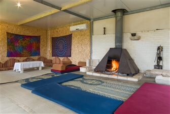 אצל שמשון בחצר אצל שמשון בחצר