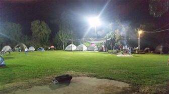 קמפינג נווה קרני