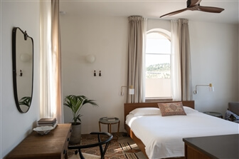 ח'אן עין כרם מלון בוטיק