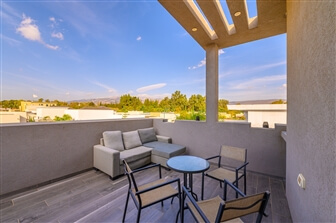 אירוח אריאל אירוח אריאל