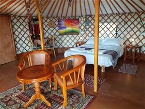 יורט ים ושקיעה יורט ים ושקיעה